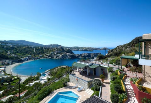 Property building, Day, Natural landscape, Pool view, Sea view, Area and facilities, Swimming pool