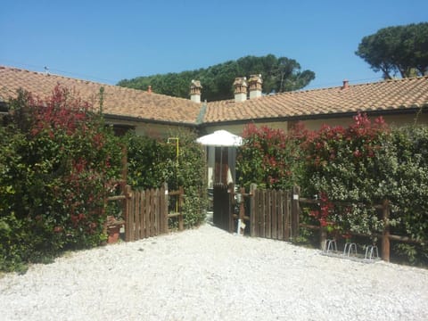 Casa Vacanze Carlappiano House in Tuscany