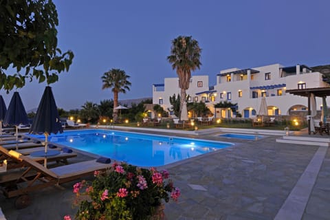 Property building, Swimming pool