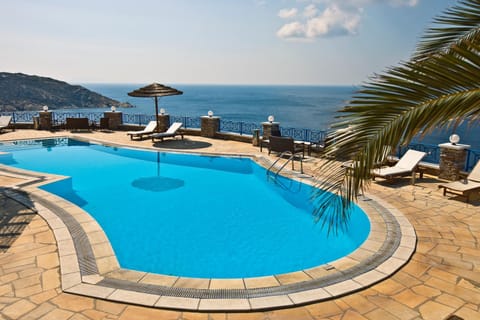 Natural landscape, Mountain view, Sea view, Swimming pool, sunbed
