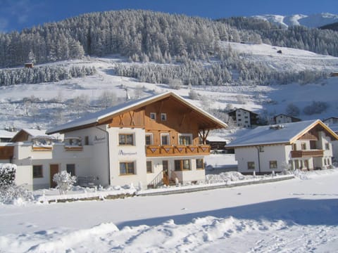 Winter, On site