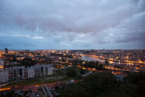 City view, River view