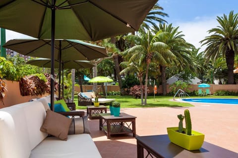 Garden, Balcony/Terrace, Swimming pool