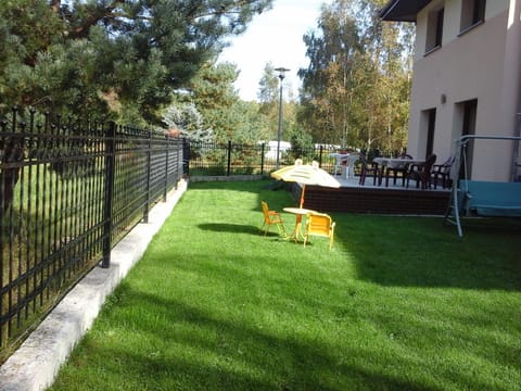 Garden, Balcony/Terrace