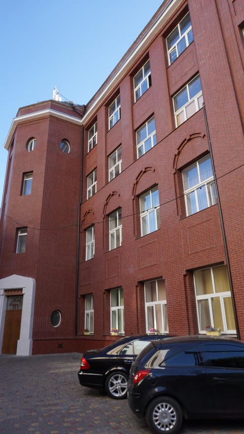 Property building, Facade/entrance, Property logo or sign