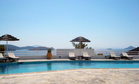 Balcony/Terrace, Swimming pool, Swimming pool