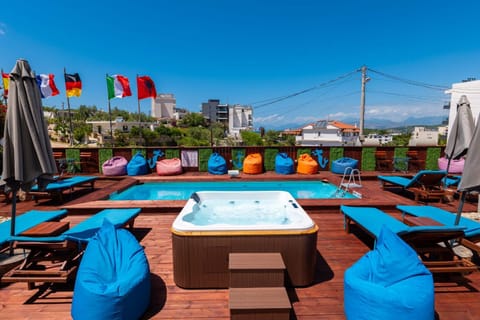 Hot Tub, Pool view, Swimming pool, sunbed