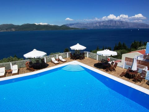 View (from property/room), Swimming pool, Swimming pool