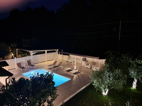Spa and wellness centre/facilities, Swimming pool