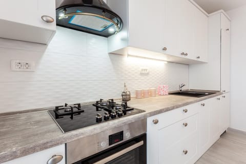 Guest House Simoni Bed and Breakfast in Dubrovnik-Neretva County