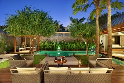 Patio, Garden, Balcony/Terrace, Swimming pool