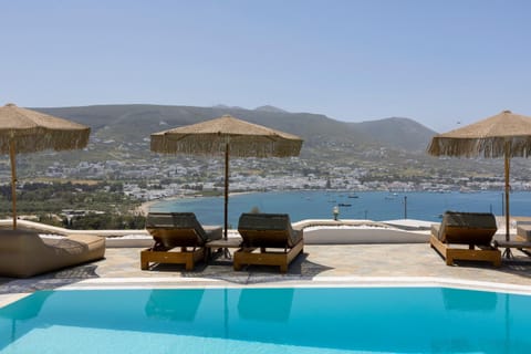 KrotiriBay adults Apartment hotel in Paros, Greece