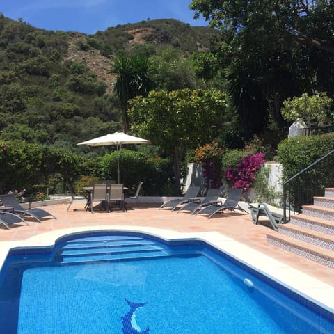 Patio, Swimming pool, Swimming pool