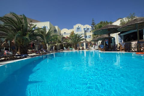 Restaurant/places to eat, Lounge or bar, Swimming pool