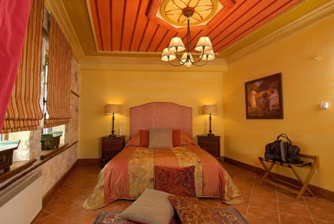 Bed, Decorative detail