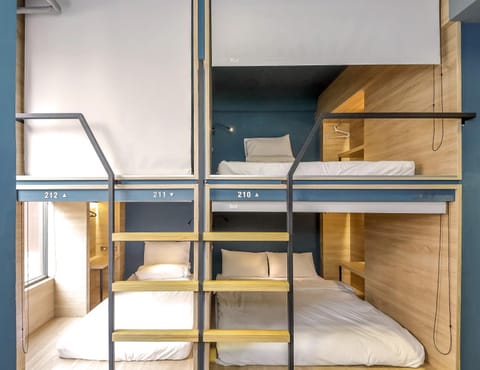 bunk bed