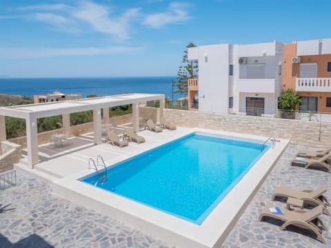 Bird's eye view, Pool view, Sea view