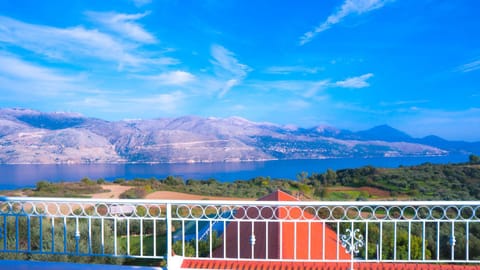 Balcony/Terrace, Mountain view, Sea view
