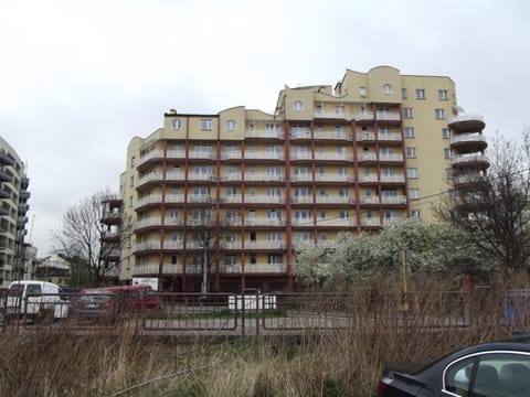 Property building, Facade/entrance, Day, Parking