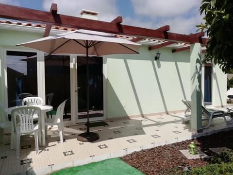 Patio, Facade/entrance