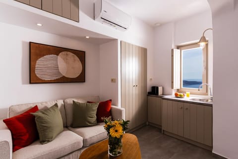 Mardanza Krokos Suites Apartment hotel in Imerovigli