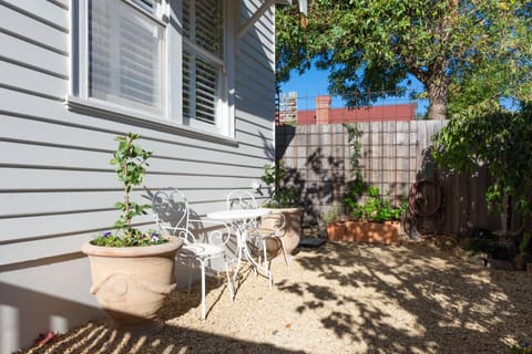 Property building, Garden, Garden view
