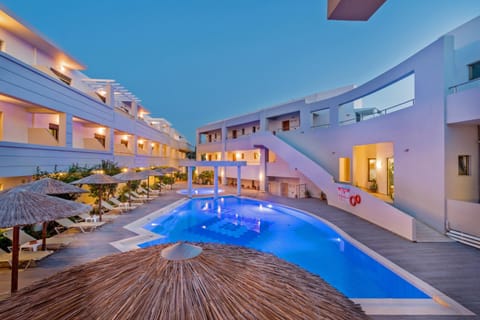 Summer, Swimming pool