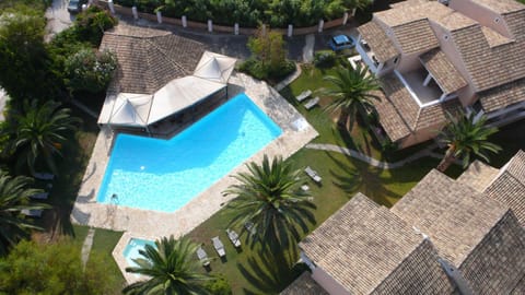 Bird's eye view, Swimming pool