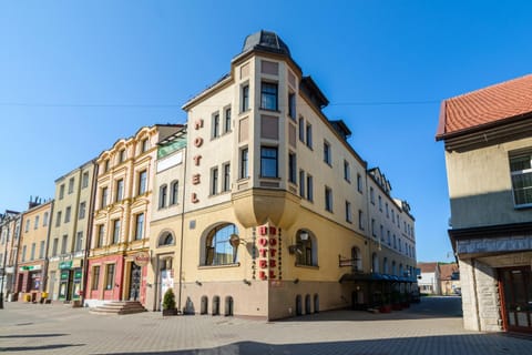 Property building, Facade/entrance