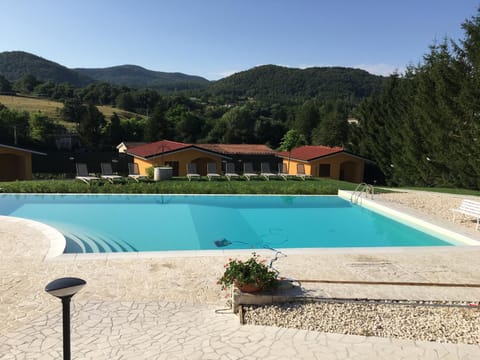 Swimming pool, Swimming pool