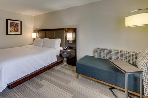 Holiday Inn Express Hotel & Suites Dayton-Centerville by IHG Hotel in Centerville