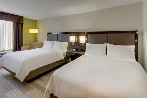 Holiday Inn Express Hotel & Suites Dayton-Centerville by IHG Hotel in Centerville