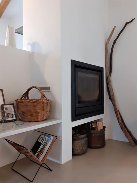 Decorative detail, flat iron