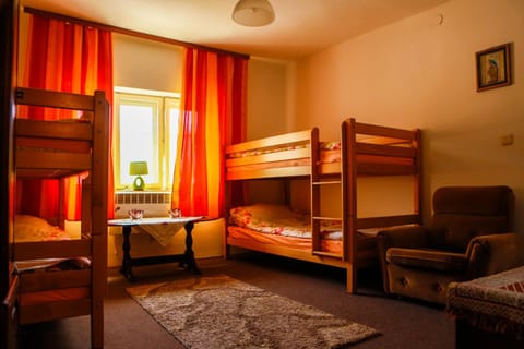 Living room, bunk bed