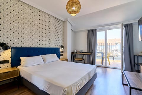 Balcony/Terrace, Photo of the whole room