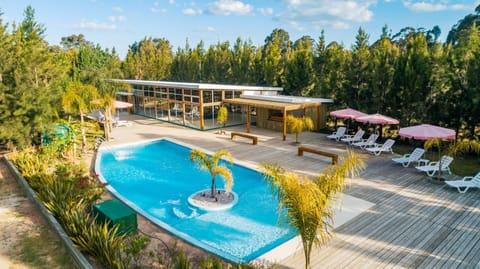 Property building, Swimming pool