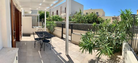 Property building, Balcony/Terrace