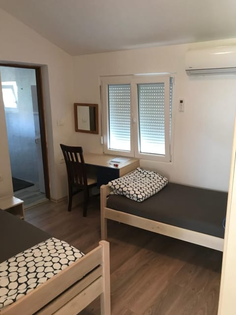 Novalja Inn 2 Bed and Breakfast in Novalja