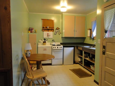 Shakti Cove Cottages House in Ocean Park