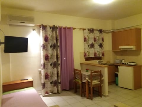 Lia Sofia Apartments Apartment in Stalida