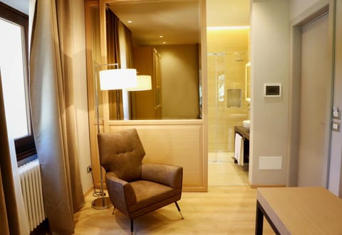 Shower, Bathroom, Bedroom