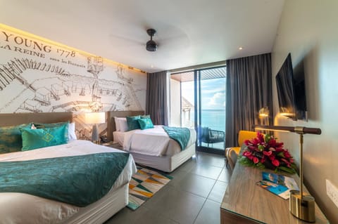 Bed, TV and multimedia, Photo of the whole room, Seating area, Bedroom
