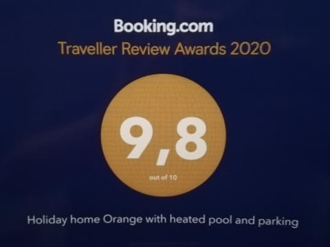 Holiday home Orange with heated pool and parking House in Zadar