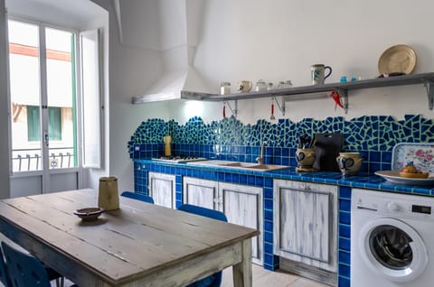 Communal kitchen