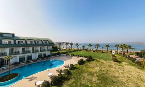Natural landscape, View (from property/room), Garden view, Pool view, Pool view, Sea view, Sea view