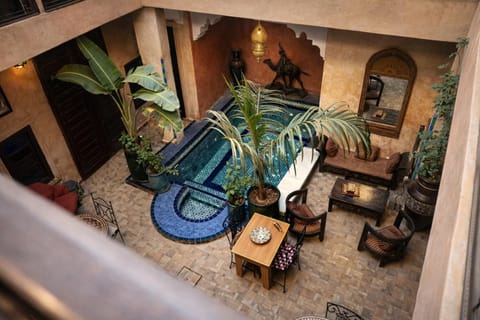 Property building, Pool view