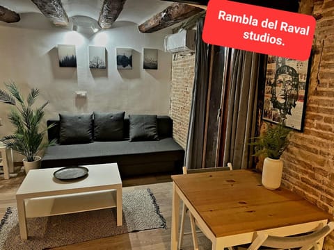 The Hipstel Parallel Apartment in Barcelona