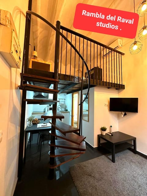 The Hipstel Parallel Apartment in Barcelona