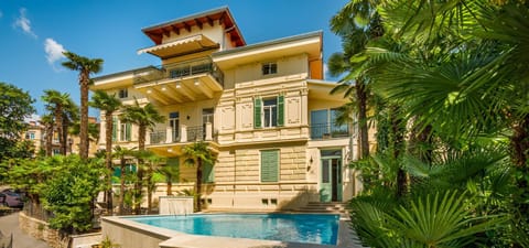 Property building, Pool view, Swimming pool