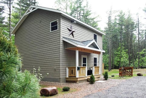 Cascade Mountain Chalet House in Wilmington